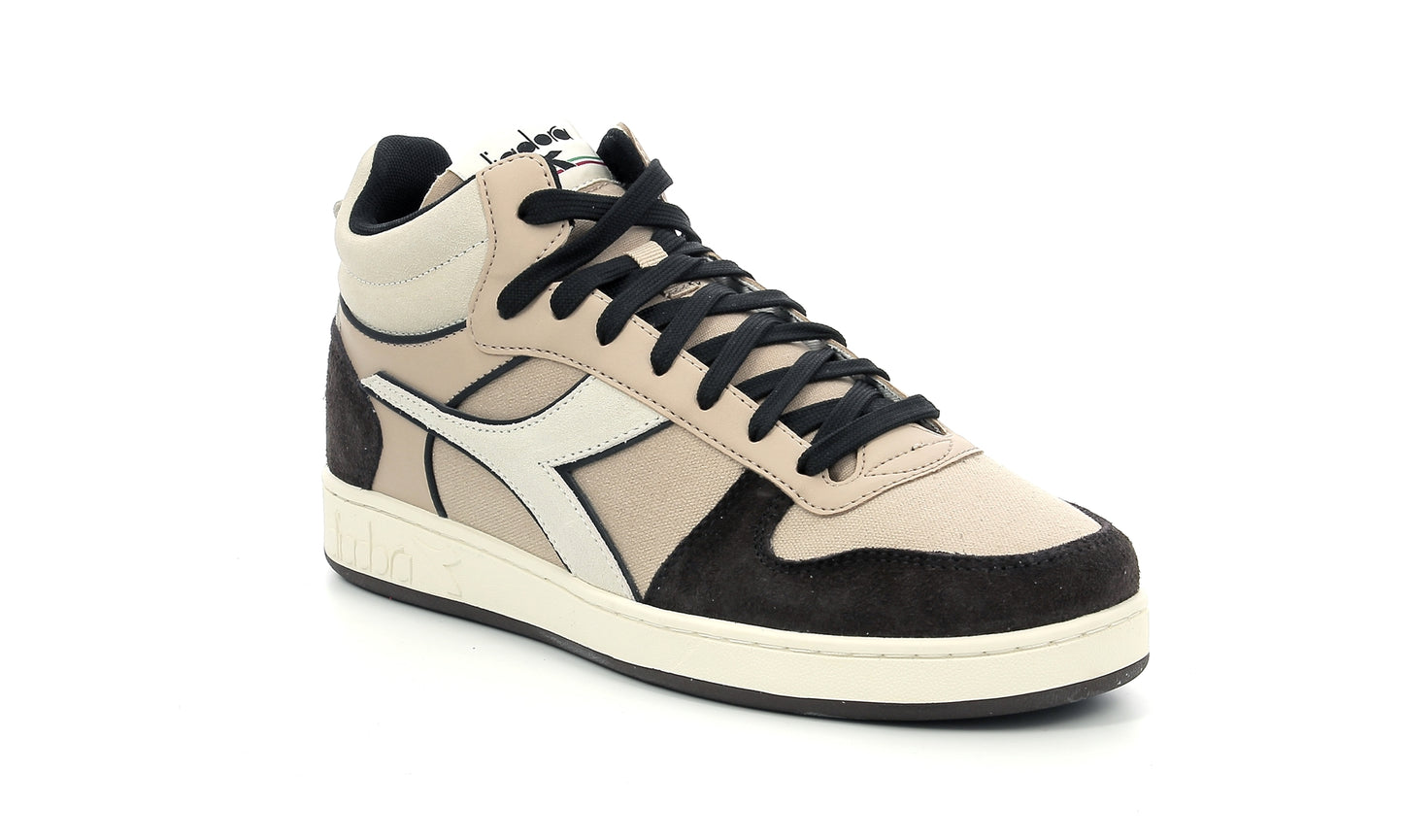 Sneakers Diadora Magic Treated beiges et marrons