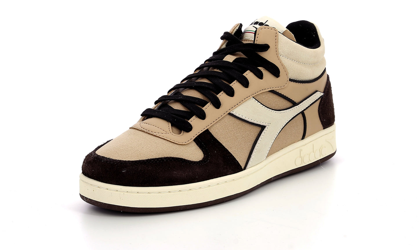 Sneakers Diadora Magic Treated beiges et marrons