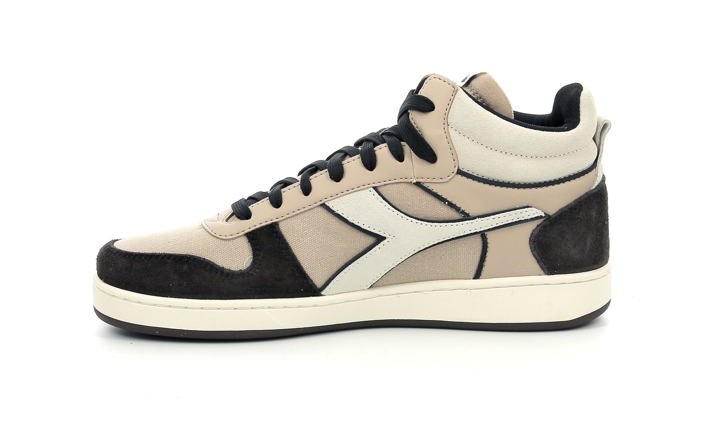 Sneakers Diadora Magic Treated beiges et marrons