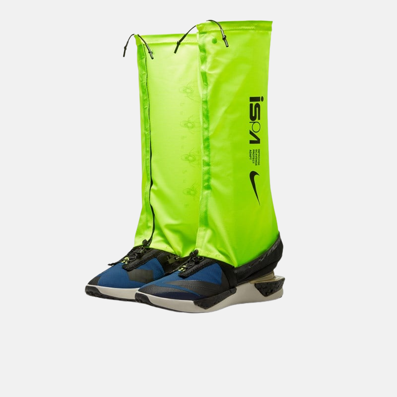 Les sneakers Nike Drifter gator ISPA en bleu noir et jaune en mode bottes