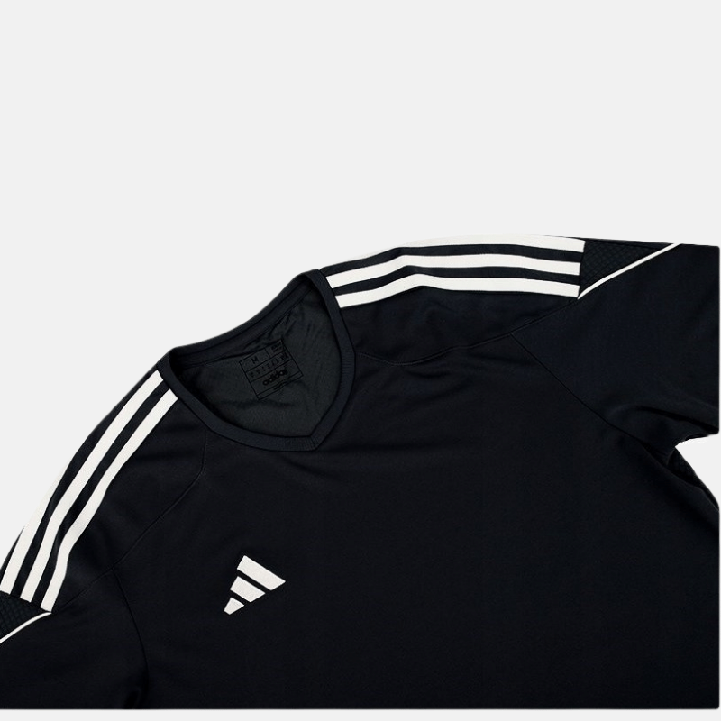 Photo de T-shirt Adidas Tiro 23 Jersey noir Vêtement Sportif Manches