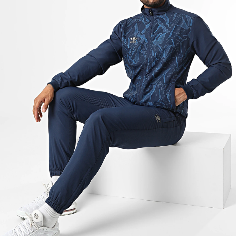 Photo de Ensemble de survêtement Umbro Performance bleu marine Vêtements homme sport